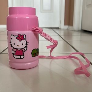 Sanrio Hello Kitty Water Bottle with Strap (550 mL)